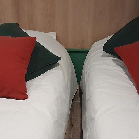 كابيستانج La Pause Sous Le Pin B&B Chambres D'Hotes المظهر الخارجي الصورة